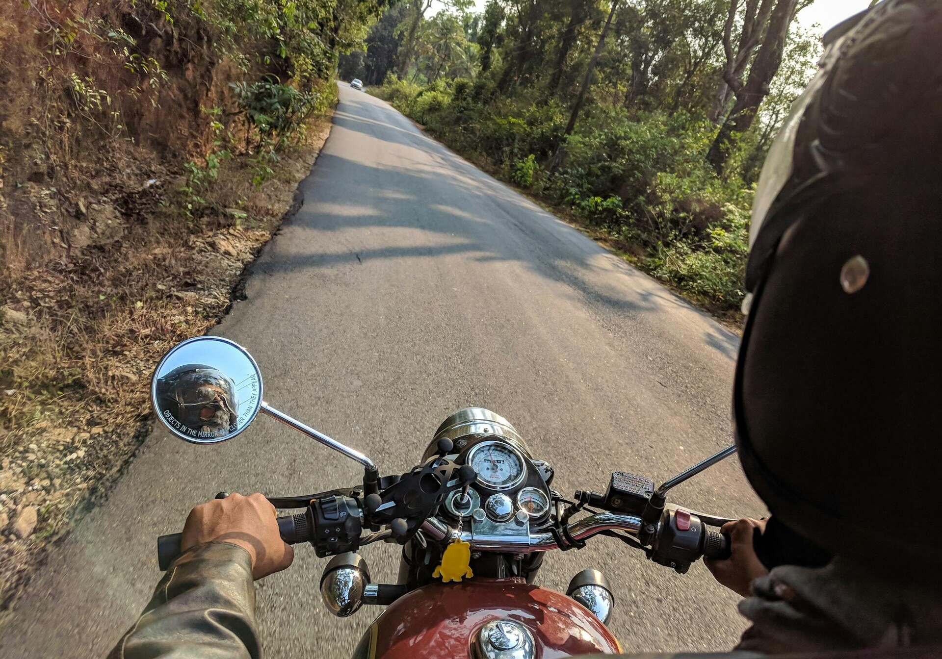 motorcyclist-distracted-driving-accident motorcyclist-distracted-driving-accident